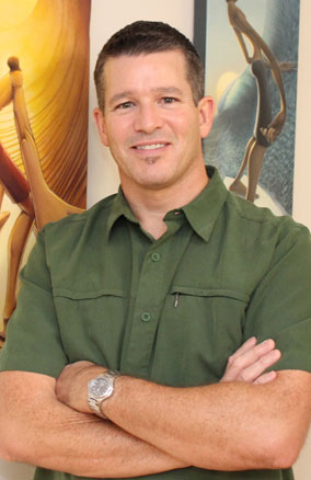 Dr. Justin D. Martin